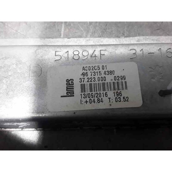 Elevalunas Delantero Derecho Para Peugeot 208