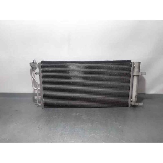 Condensador / Radiador Aire Acondicionado Para Hyundai I30