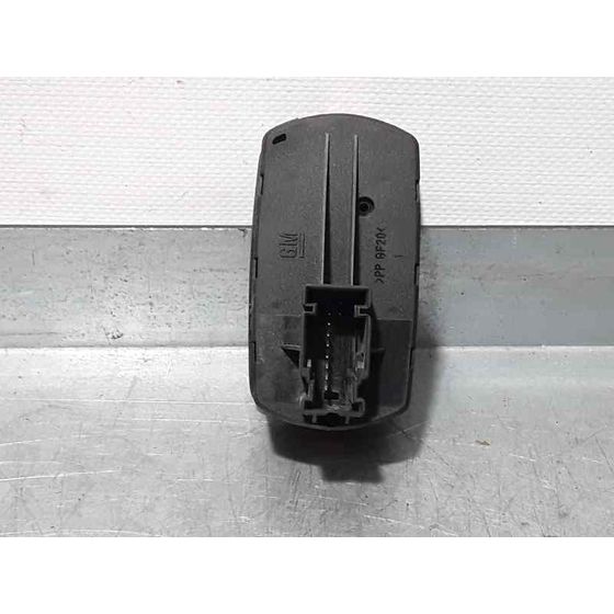 Mando Elevalunas Delantero Izquierdo Para Opel Corsa E