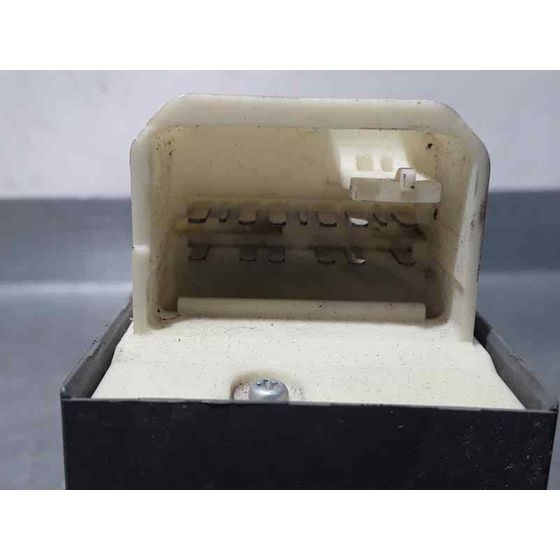 Mando Elevalunas Delantero Izquierdo Para Lexus Is200
