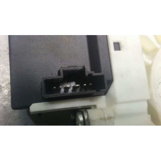 Elevalunas Trasero Izquierdo Para Renault Megane Iii Berlina 5 P