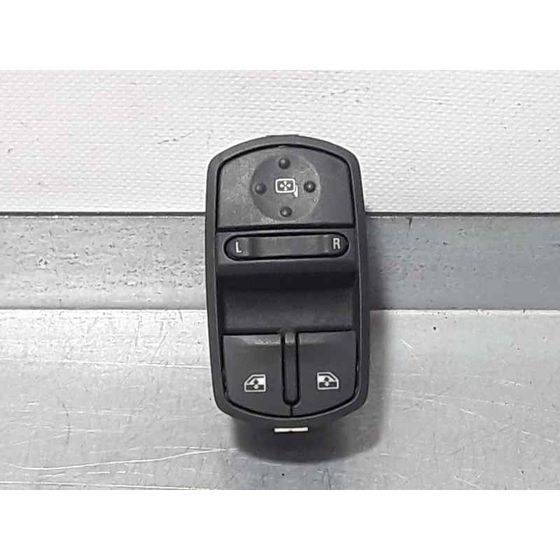 Mando Elevalunas Delantero Izquierdo Para Opel Corsa D