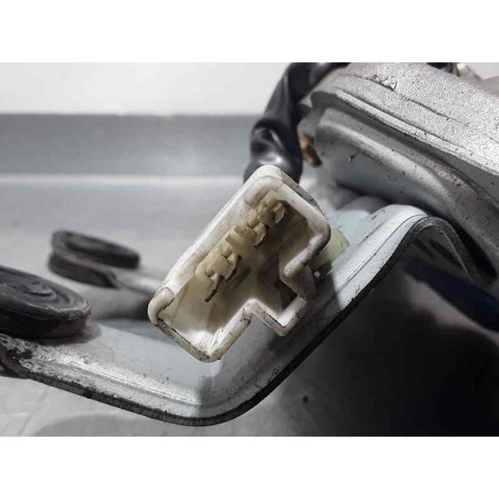 Motor Limpia Trasero Para Kia Carnival Ii