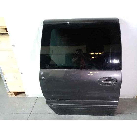 Puerta Lateral Corredera Derecha Para Kia Carnival Ii