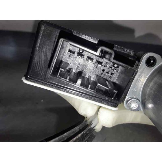 Elevalunas Trasero Derecho para Seat Ibiza (Kj1)