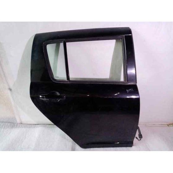 Puerta Trasera Derecha Para Suzuki Swift Berlina