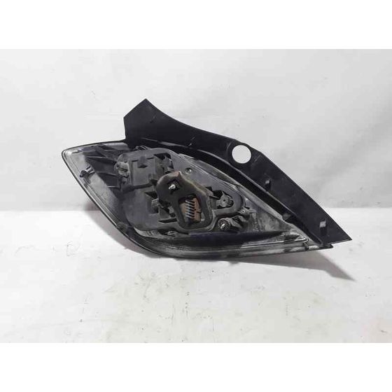 Piloto Trasero Derecho Para Opel Astra H Berlina