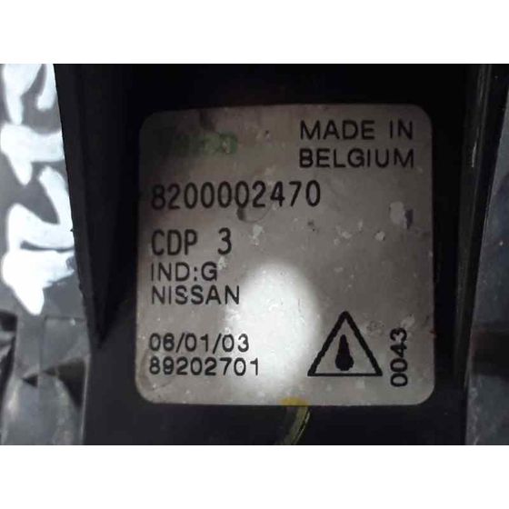 Faro Antiniebla Derecho Para Nissan Primera Berlina