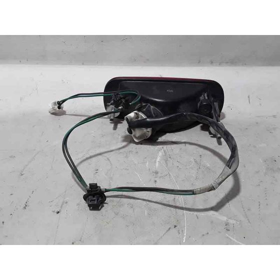Faro Antiniebla Trasero Central Para Suzuki Swift Azg