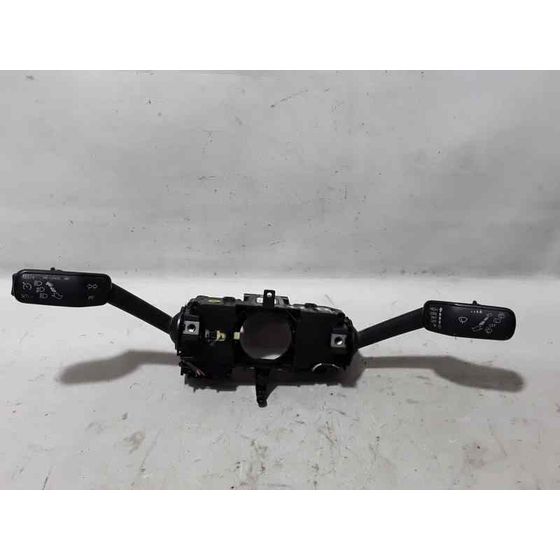 Mando Luces Y Limpia Para Skoda Rapid