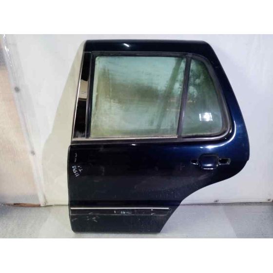 Puerta Trasera Izquierda Para Mercedes Clase M