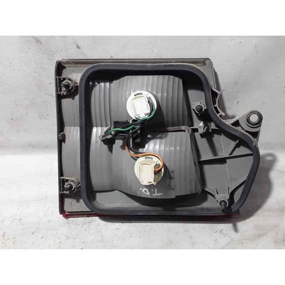 Piloto Trasero Derecho Para Saab 9-5 Familiar