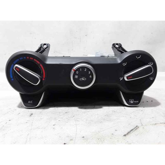 Mando Calefaccion / Aire Acondicionado Para Kia Stonic
