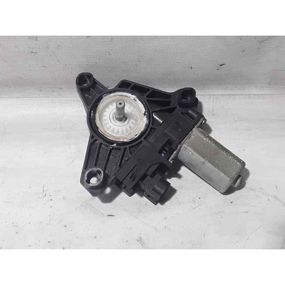 Motor Elevalunas Trasero Derecho Para Fiat 500 X