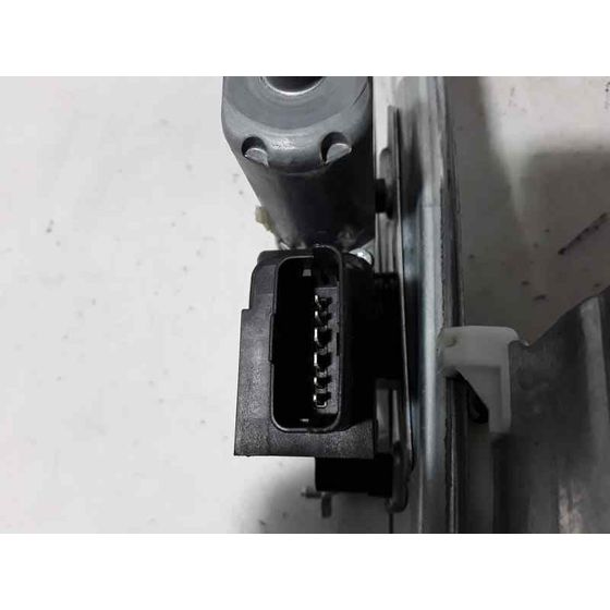Elevalunas Delantero Derecho Para Peugeot 2008