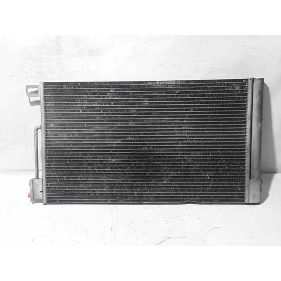 Condensador / Radiador Aire Acondicionado Para Fiat Punto