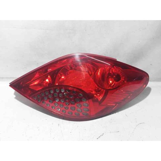 Piloto Trasero Derecho Para Peugeot 207