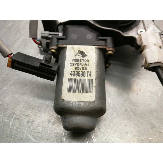 Elevalunas Delantero Derecho Para Nissan Almera