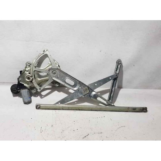 Elevalunas Delantero Derecho Para Lexus Is200
