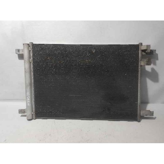 Condensador / Radiador Aire Acondicionado Para Volkswagen Passat Lim.