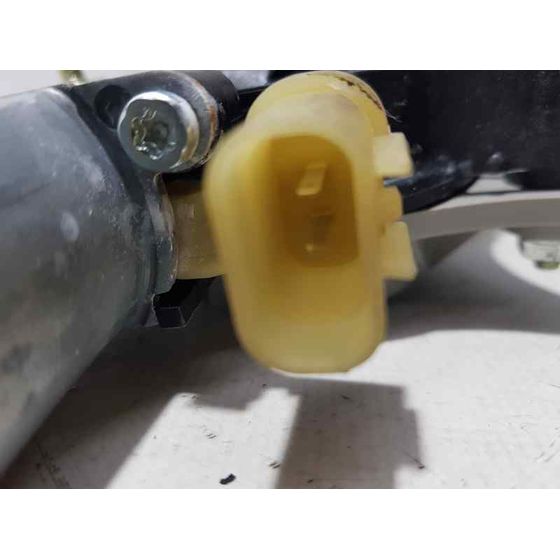 Elevalunas Delantero Derecho para Kia Rio (Yb)