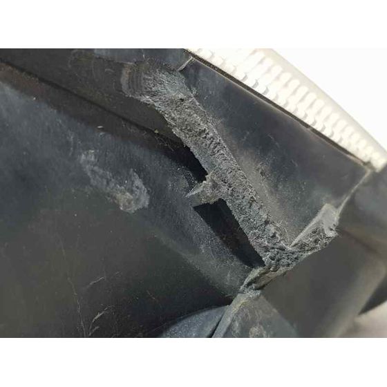 Faro Antiniebla Derecho Para Volkswagen Passat Variant