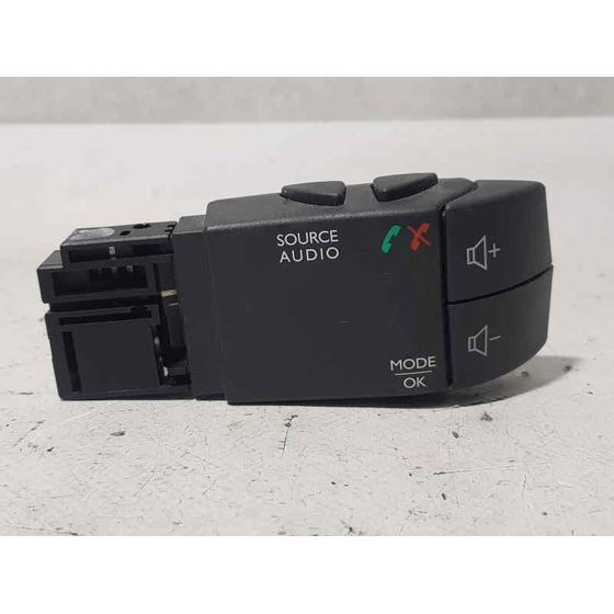 Mando Radio Para Renault Clio Iv
