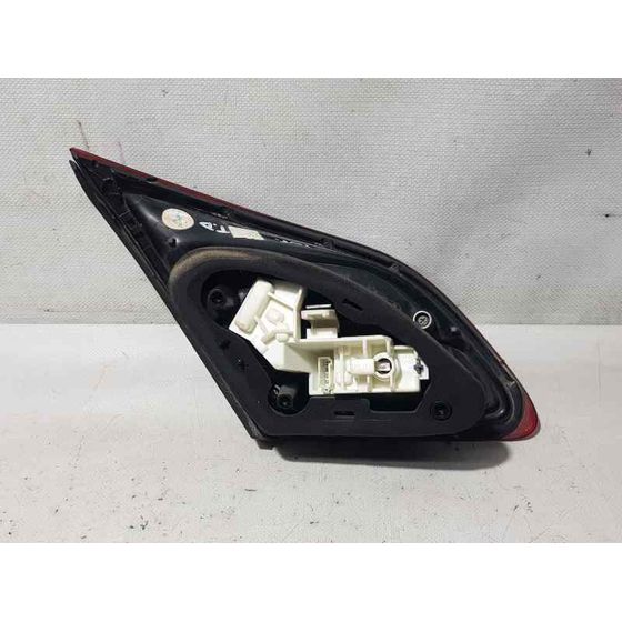 Piloto Trasero Derecho Para Opel Astra J Lim.