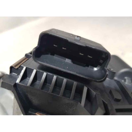 Motor Limpia Delantero Para Peugeot 3008