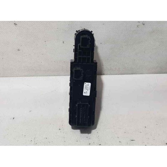 Mando Elevalunas Delantero Izquierdo para Opel Crossland X
