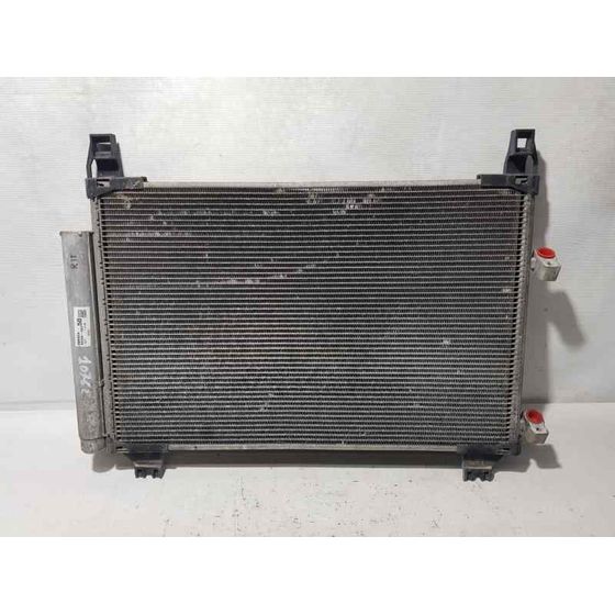 Condensador / Radiador Aire Acondicionado para Toyota Yaris (Ksp9/Scp9/Nlp9)