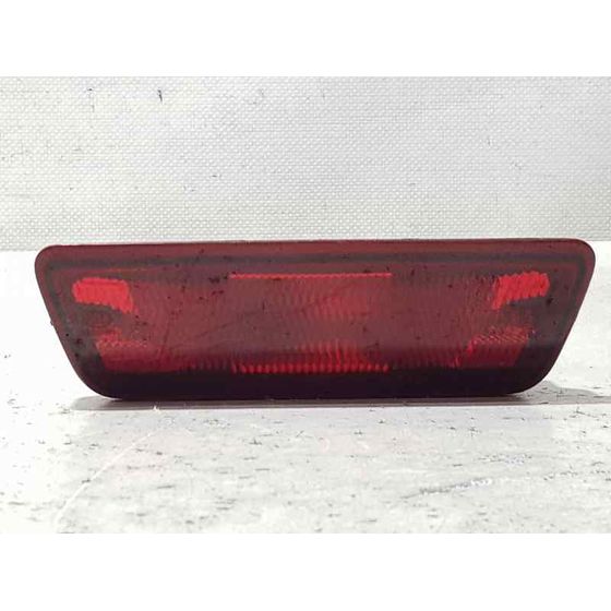 Faro Antiniebla Trasero Central para Nissan Juke