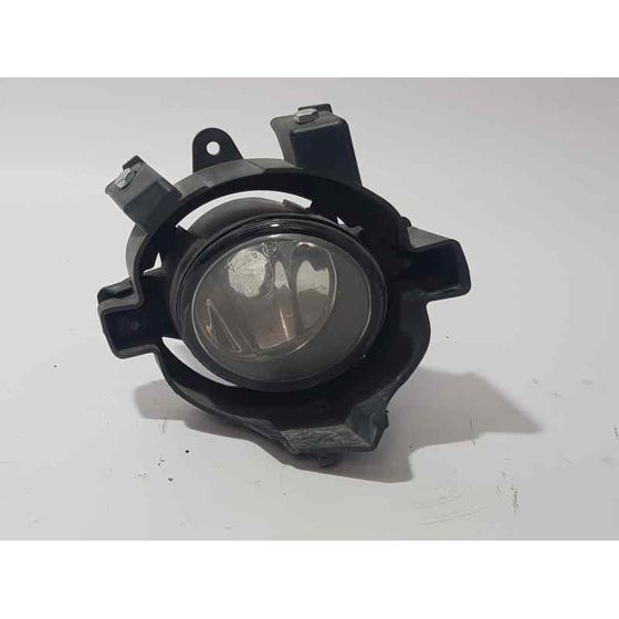 Faro Antiniebla Derecho Para Nissan Qashqai