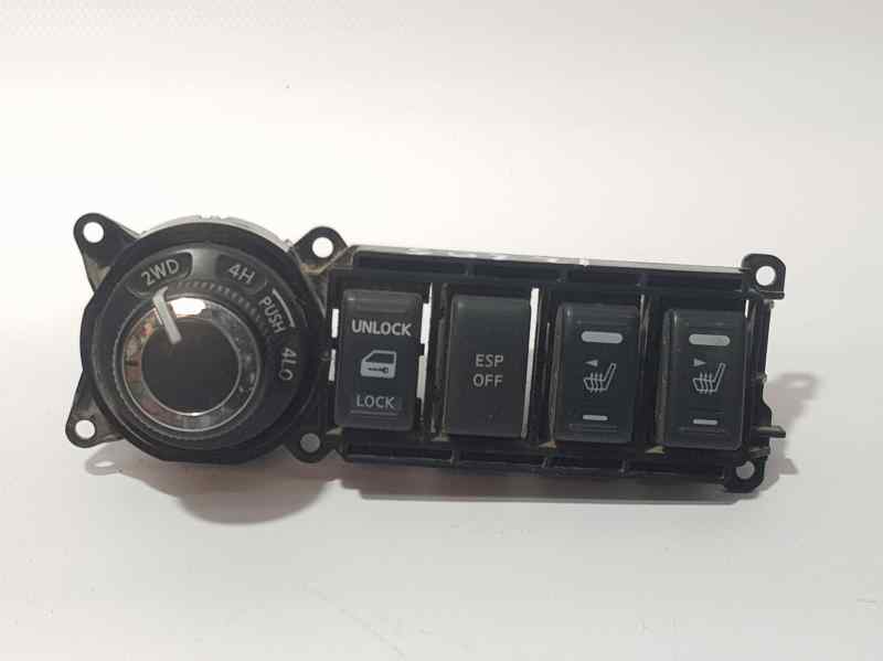 Mando Multifuncion Para Nissan Navara Pick-Up