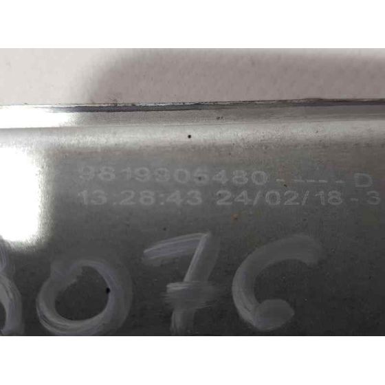 Elevalunas Delantero Derecho Para Peugeot 2008