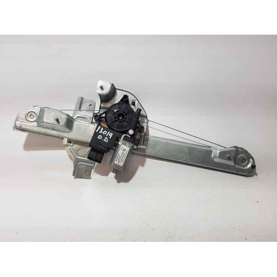 Elevalunas Delantero Derecho Para Peugeot 2008