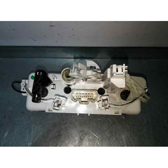 Mando Calefaccion / Aire Acondicionado Para Renault Clio Iii