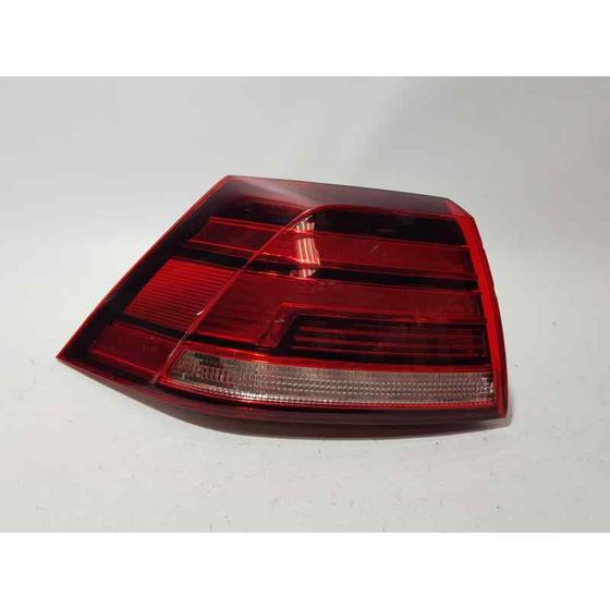 Piloto Trasero Izquierdo Para Volkswagen Golf Vii Sportsvan