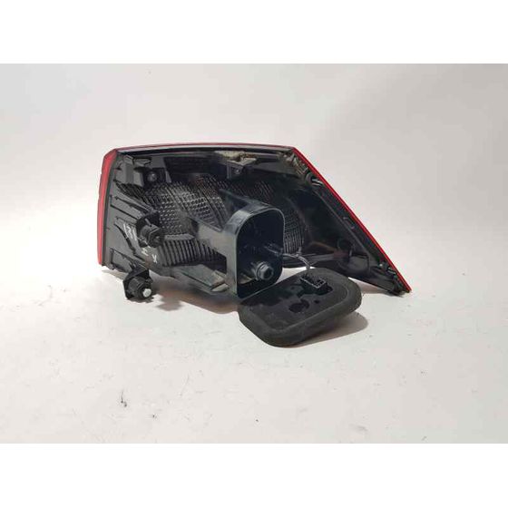 Piloto Trasero Izquierdo Para Volkswagen Golf Vii Sportsvan