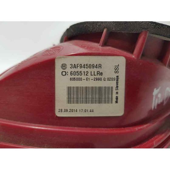 Piloto Trasero Derecho para Volkswagen Passat Variant (365)