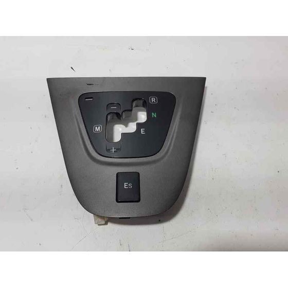 Embellecedor para Toyota Auris