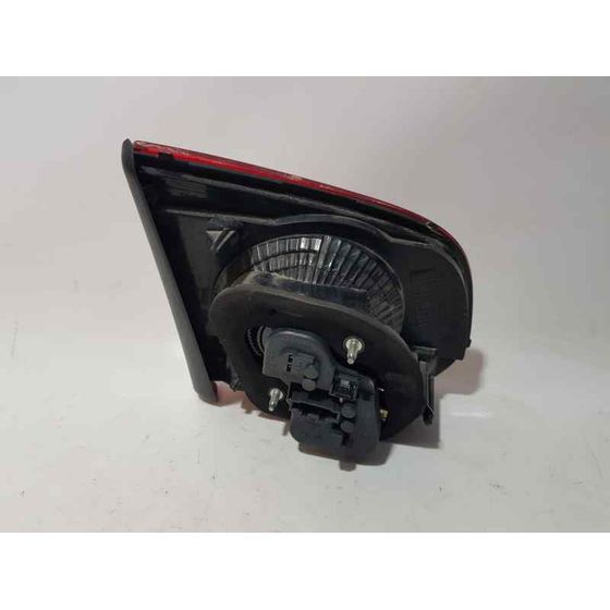 Piloto Trasero Derecho Para Volkswagen Golf Vi