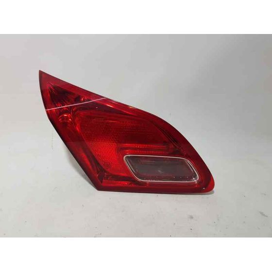 Piloto Trasero Izquierdo para Opel Astra J Lim.