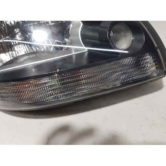 Faro Derecho Para Hyundai Tucson