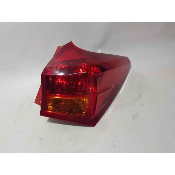 Piloto Trasero Derecho Para Toyota Auris Touring Sports