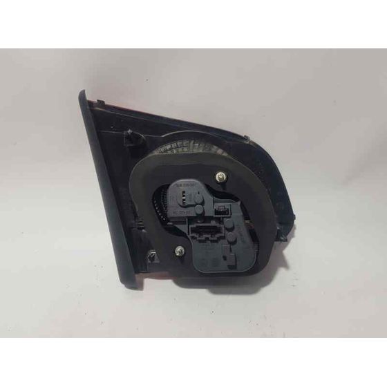 Piloto Trasero Derecho Para Volkswagen Golf Vi
