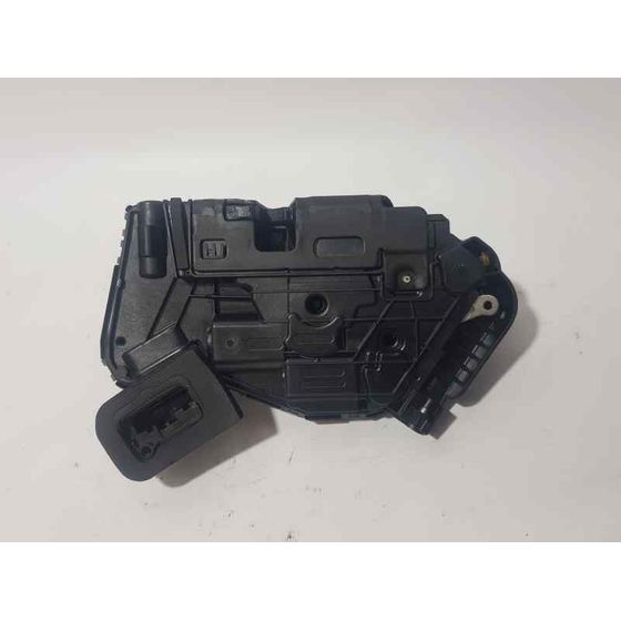 Cerradura Puerta Delantera Derecha Para Volkswagen Golf Vii Sportsvan