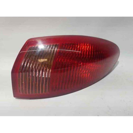 Piloto Trasero Derecho Para Alfa Romeo 147