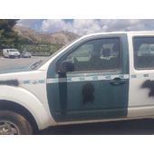 Puerta Delantera Izquierda Para Nissan Pathfinder