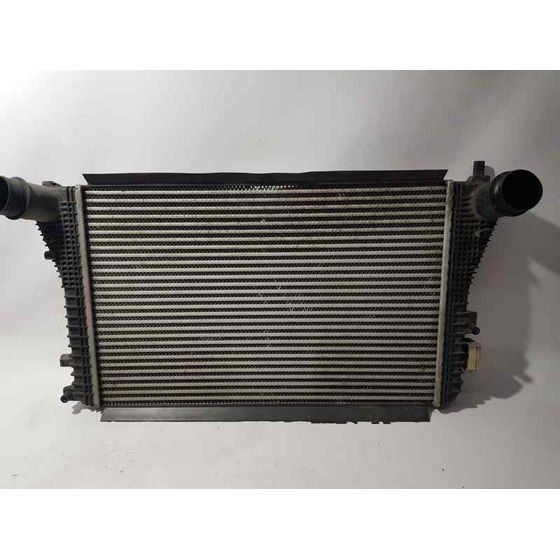Intercooler Para Volkswagen Passat Lim.